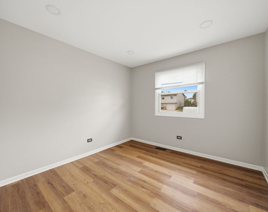 20067 Orchard Avenue - Photo Thumbnail 22
