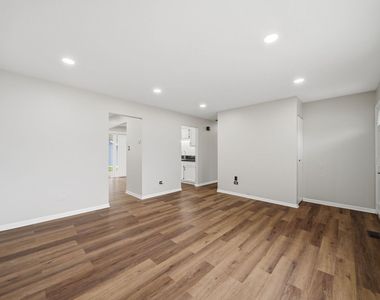 20067 Orchard Avenue - Photo Thumbnail 32