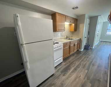 727 Dodge Avenue - Photo Thumbnail 6