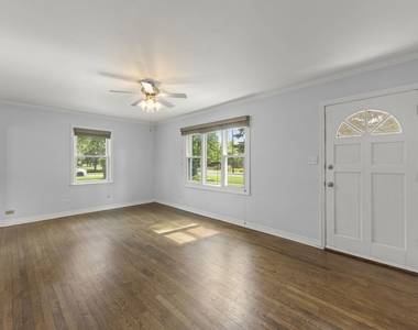1335 College Avenue - Photo Thumbnail 4