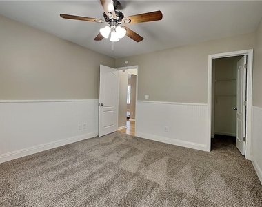 112 Hickory View Lane - Photo Thumbnail 10