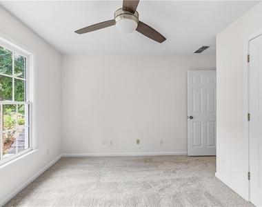 2530 Wellsley Lane - Photo Thumbnail 26