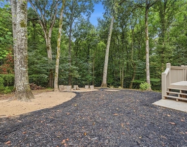 2530 Wellsley Lane - Photo Thumbnail 35