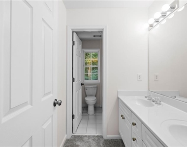 2530 Wellsley Lane - Photo Thumbnail 31