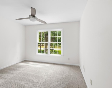 2530 Wellsley Lane - Photo Thumbnail 25