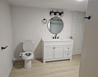 2530 Wellsley Lane - Photo Thumbnail 40