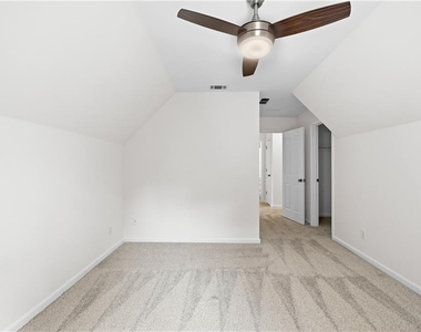 2530 Wellsley Lane - Photo Thumbnail 28