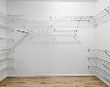 2530 Wellsley Lane - Photo Thumbnail 24