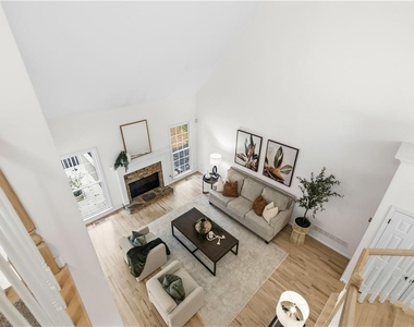 2530 Wellsley Lane - Photo Thumbnail 32