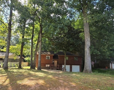 2982 Hillwood Drive - Photo Thumbnail 27