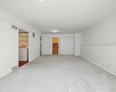 1009 Douglas Avenue - Photo Thumbnail 30