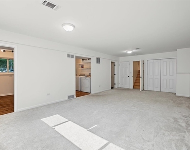 1009 Douglas Avenue - Photo Thumbnail 31