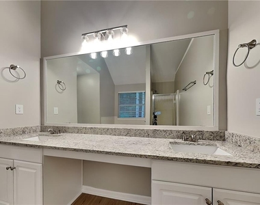 3111 Mineral Ridge Lane - Photo Thumbnail 9
