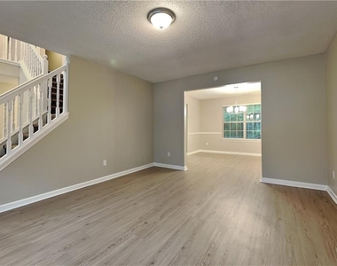 3111 Mineral Ridge Lane - Photo Thumbnail 2