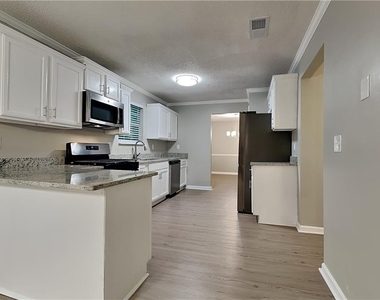 3111 Mineral Ridge Lane - Photo Thumbnail 3