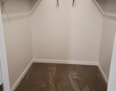 50 Lambert Drive - Photo Thumbnail 10