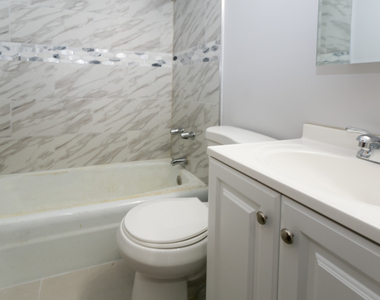 4608 N Beacon Street - Photo Thumbnail 13