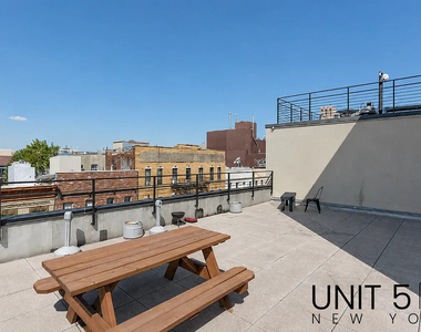 286 Stanhope Street - Photo Thumbnail 11