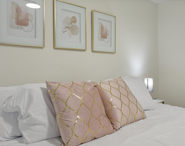 366 N Hemlock Avenue - Photo Thumbnail 29