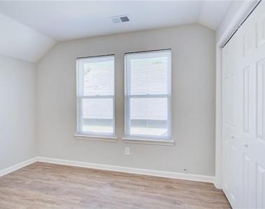 1173 Arlington Avenue Sw - Photo Thumbnail 11