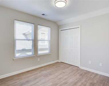 1173 Arlington Avenue Sw - Photo Thumbnail 10