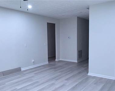 2994 Hickory Run Circle - Photo Thumbnail 31