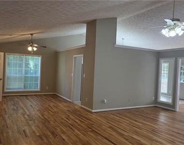 2994 Hickory Run Circle - Photo Thumbnail 3
