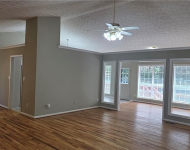 2994 Hickory Run Circle - Photo Thumbnail 4