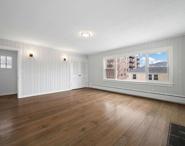 423 Funston Avenue - Photo Thumbnail 2