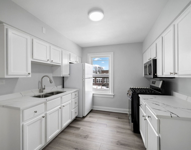 423 Funston Avenue - Photo Thumbnail 3