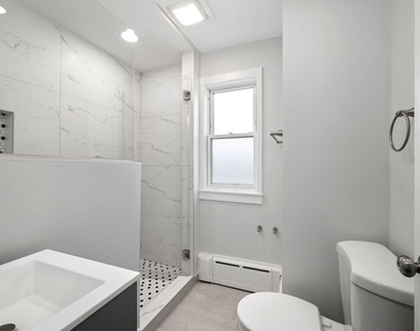 423 Funston Avenue - Photo Thumbnail 7