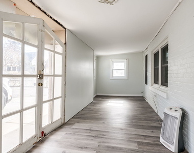 931 Dunlop Avenue - Photo Thumbnail 1