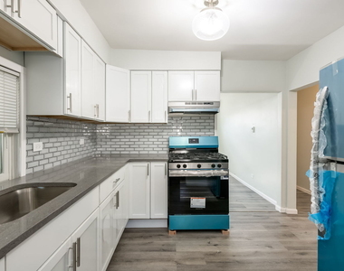 931 Dunlop Avenue - Photo Thumbnail 6