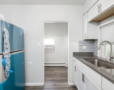 931 Dunlop Avenue - Photo Thumbnail 7