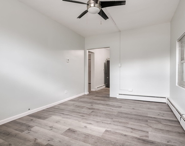 931 Dunlop Avenue - Photo Thumbnail 3