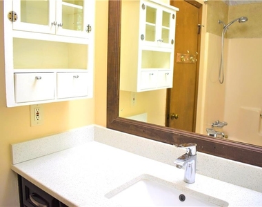 2264 Post Oak Drive - Photo Thumbnail 13