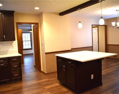 2264 Post Oak Drive - Photo Thumbnail 2