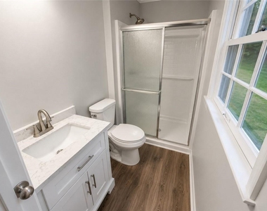 2501 Sandy Court - Photo Thumbnail 5