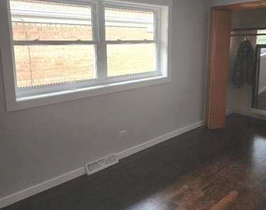 7810 Mayfield Avenue S - Photo Thumbnail 4