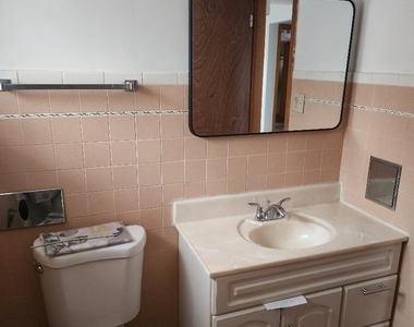 7810 Mayfield Avenue S - Photo Thumbnail 10