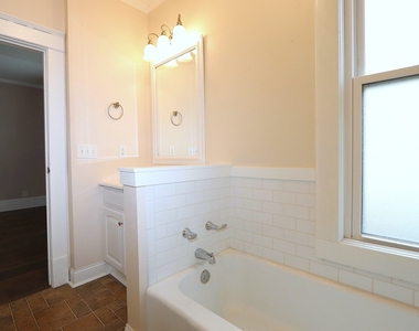 413 W Jackson Street - Photo Thumbnail 16
