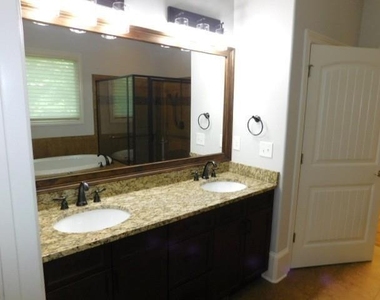 15485 N Valley Creek Lane - Photo Thumbnail 17