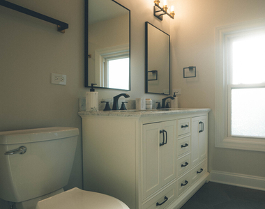 274 N Berteau Avenue - Photo Thumbnail 9