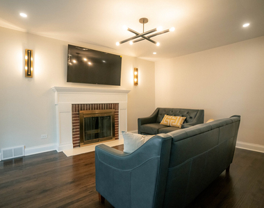 274 N Berteau Avenue - Photo Thumbnail 3