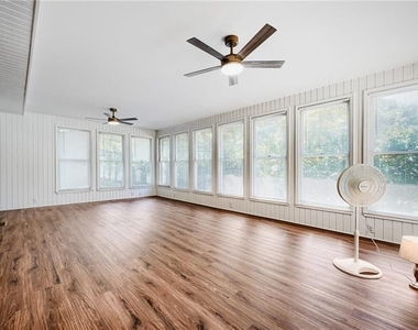 1278 Fairhill Lane - Photo Thumbnail 12