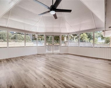 1278 Fairhill Lane - Photo Thumbnail 24