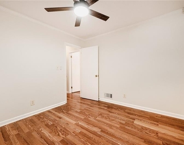 1278 Fairhill Lane - Photo Thumbnail 19