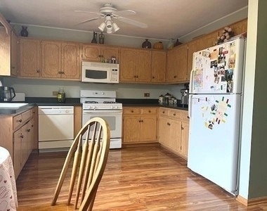 1005 Singer Avenue - Photo Thumbnail 3