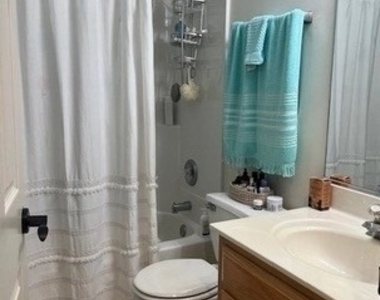 1005 Singer Avenue - Photo Thumbnail 12