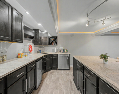 801 8th Avenue - Photo Thumbnail 18